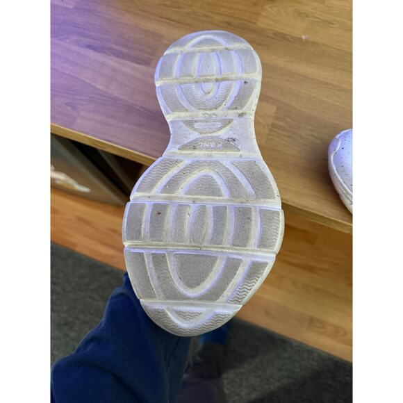 Kane Revive Men's size 11 recovery shoes - Picture 8 of 10